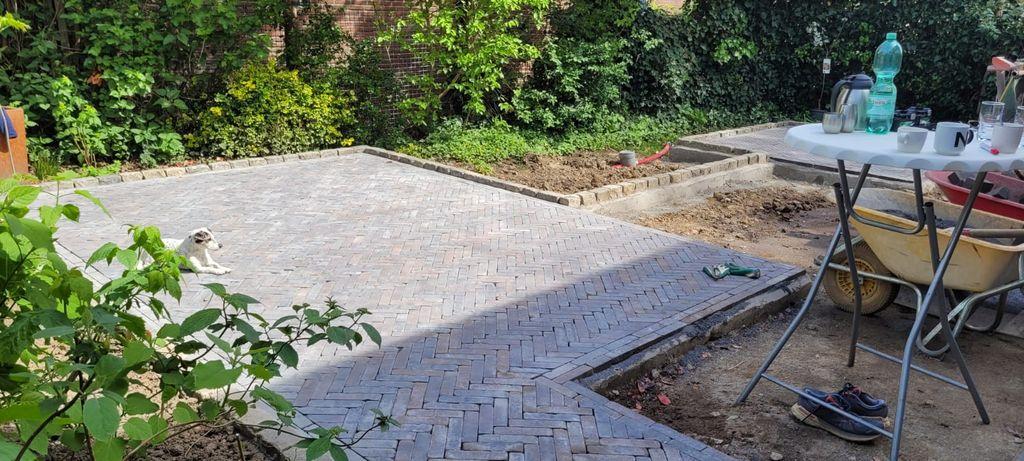 Maastricht achtertuin klinkers Gerald